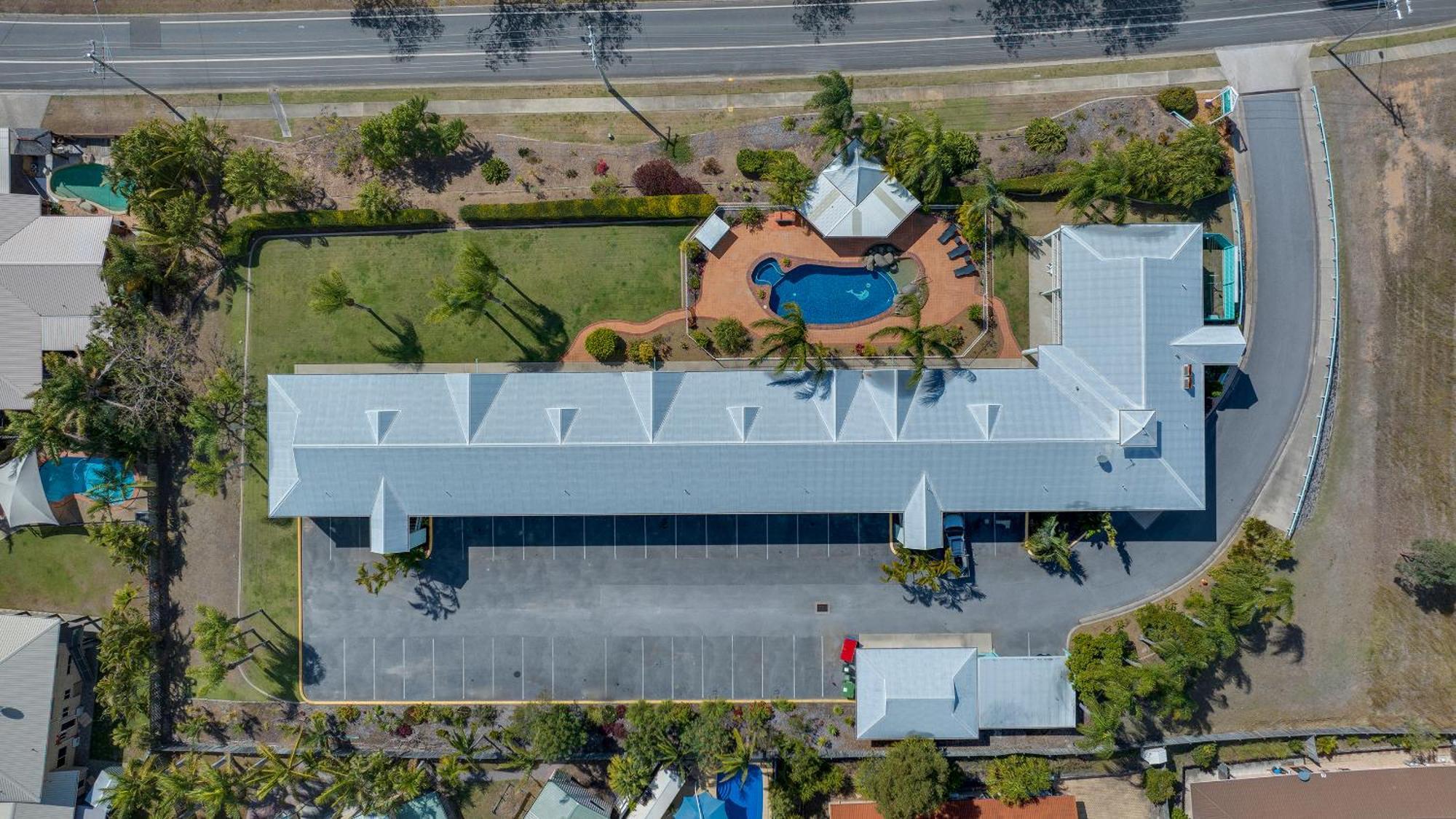 Reef Adventureland Motor Inn Tannum Sands Dış mekan fotoğraf