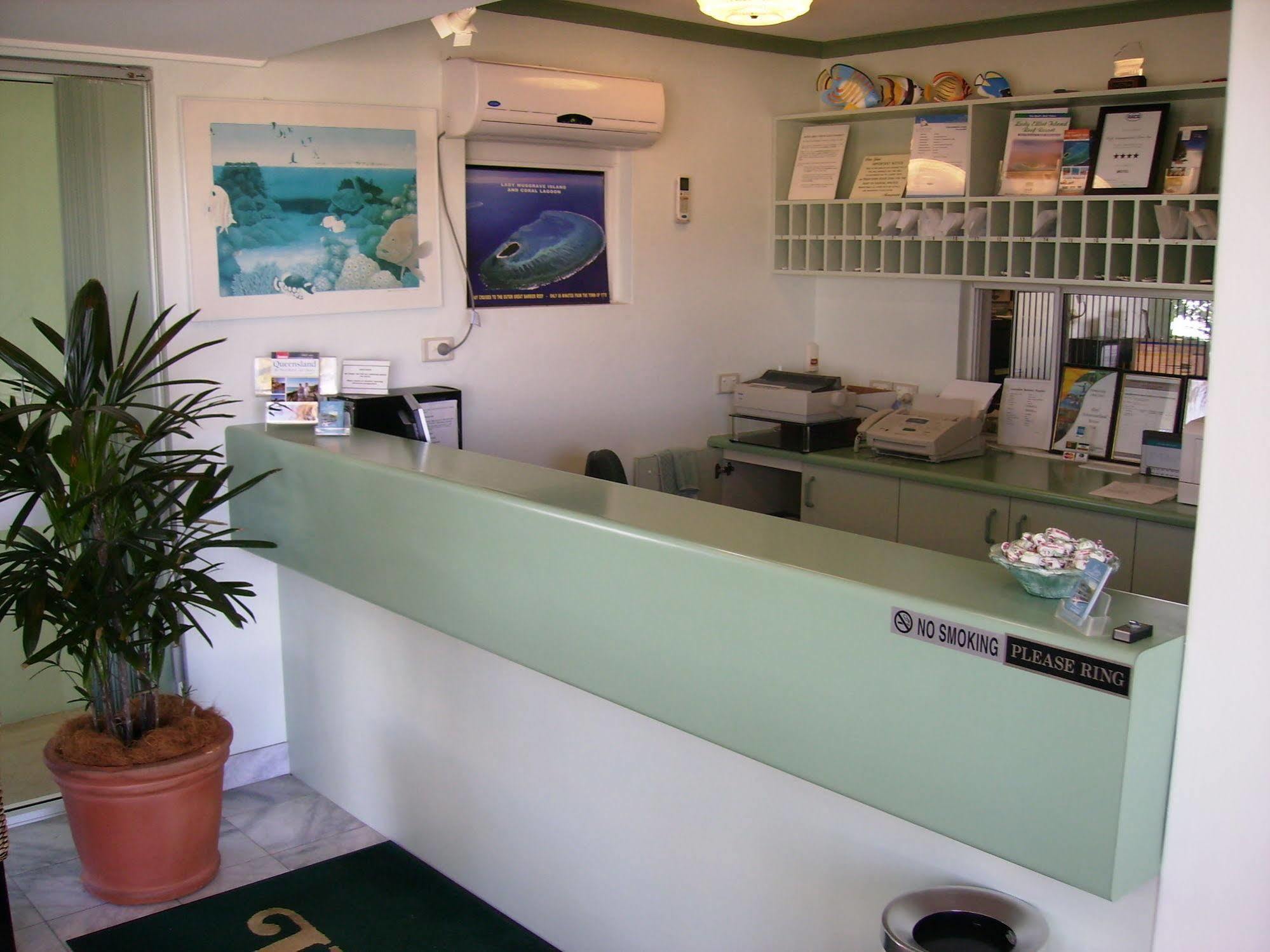 Reef Adventureland Motor Inn Tannum Sands Dış mekan fotoğraf
