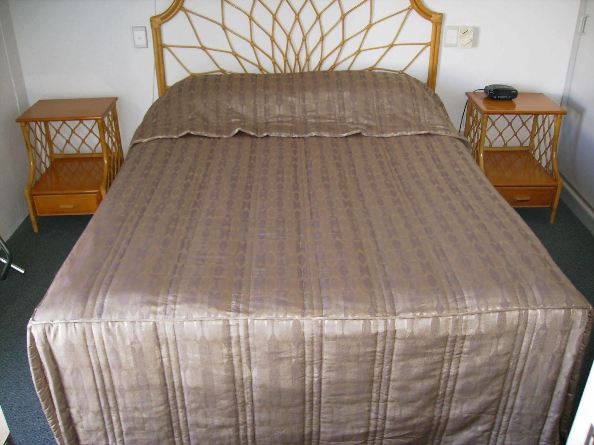 Reef Adventureland Motor Inn Tannum Sands Dış mekan fotoğraf