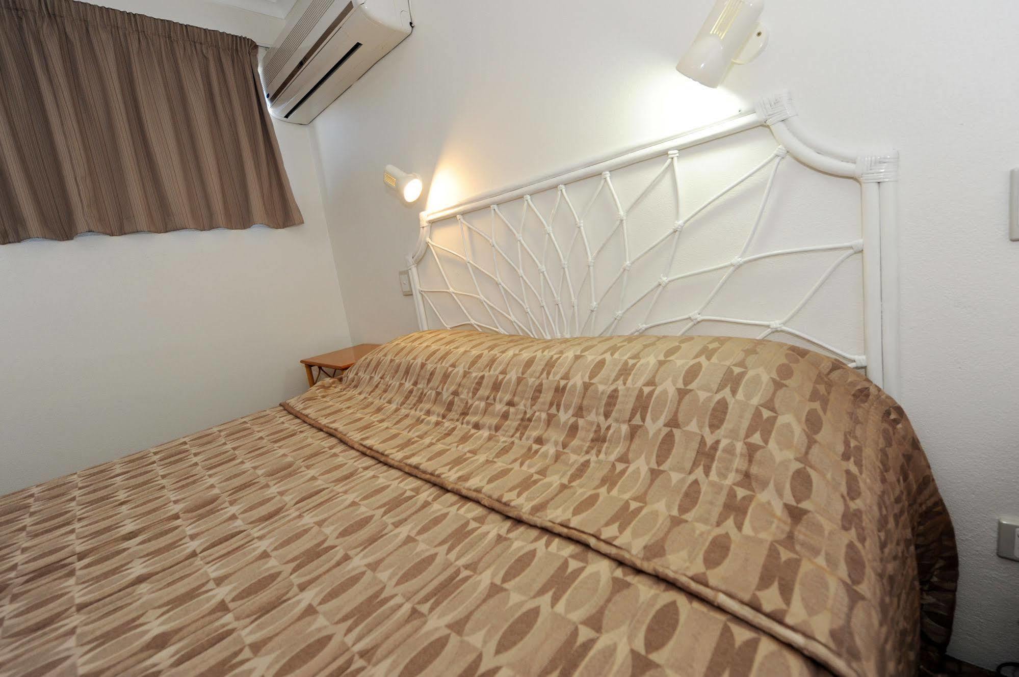 Reef Adventureland Motor Inn Tannum Sands Dış mekan fotoğraf